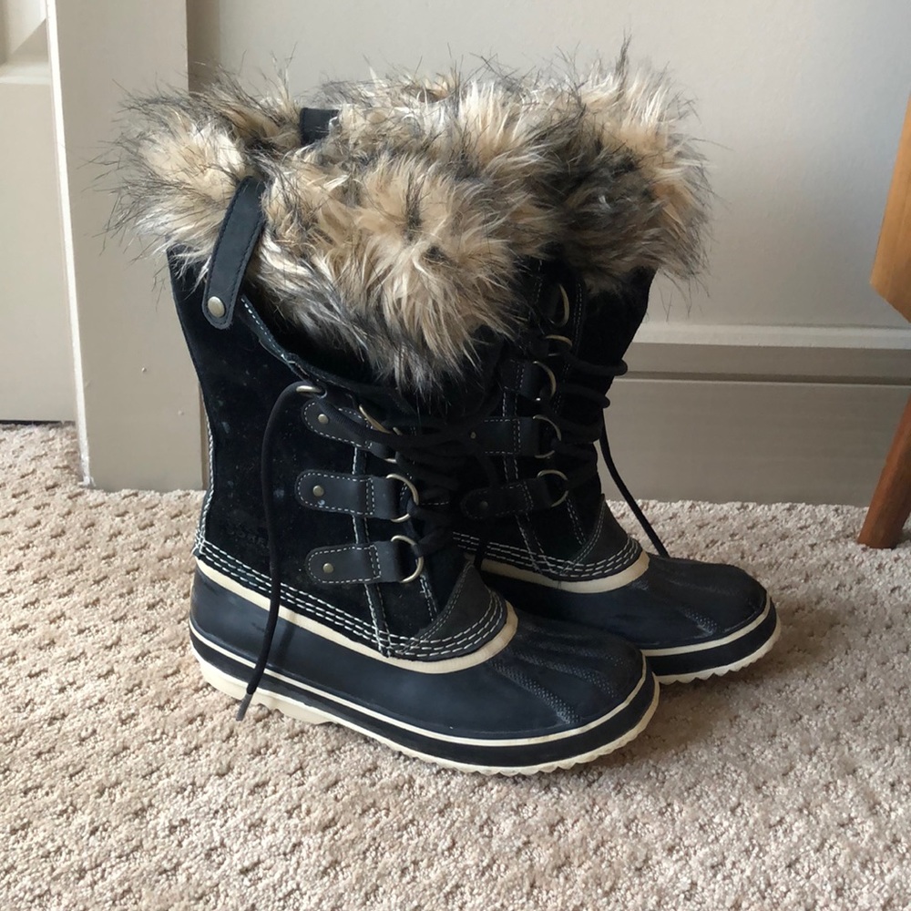 Sorel Black Joan of Arctic snow boots
